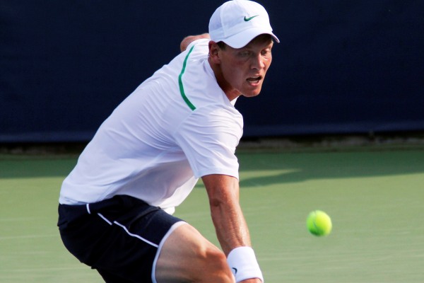 Tomáš Berdych v utkání s Juanem Monakem.