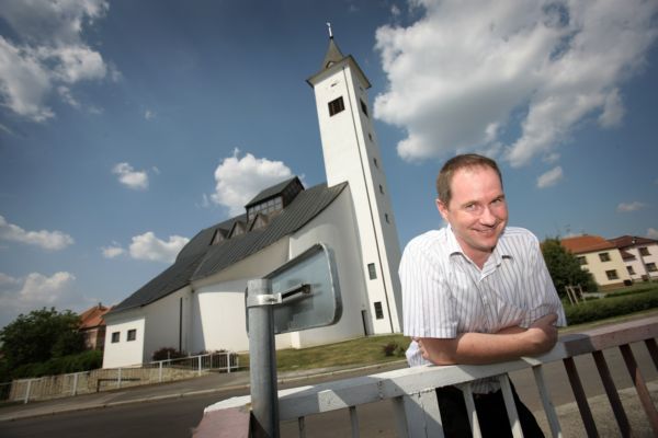 Řidič Petr Gazdík se na své spolucestující těší.