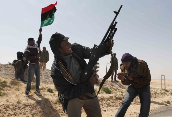V částech libyjské metropole Tripolisu vypuklo v sobotu povstání proti režimu Muammara Kaddáfího. V částech libyjské metropole Tripolisu vypuklo v sobotu povstání proti režimu Muammara Kaddáfího.