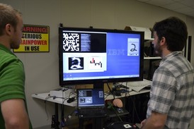 Protopyp čipu umí mimo jiné rozpoznat jednoduché obrázky, potenciál nové technologie je však mnohem větší.