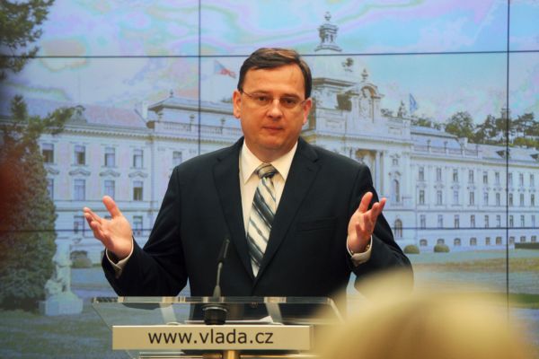 Premiér Petr Nečas (ODS).