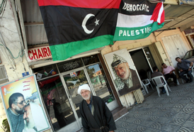 Rebelové mají podporu NATO, ale hlásí se k nim i hnutí Hamas v pásmu Gazy.