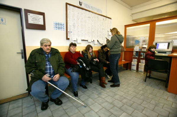 Ministerstvo práce a sociální výbor se nedohodly na podobě některých zákonů.