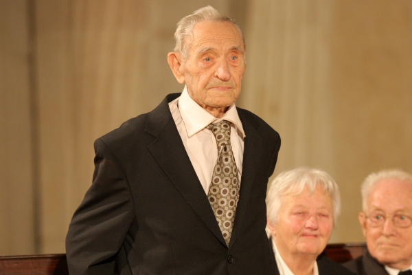 Jan Haluza. Jan Haluza.