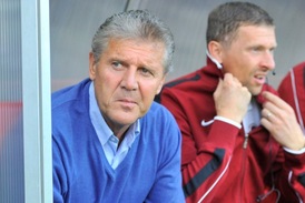 Generální sportovní manažer Sparty Jozef Chovanec (vlevo) a trenér Martin Hašek.