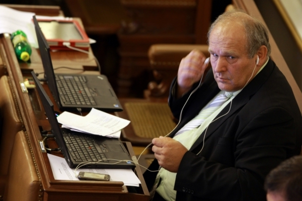 Někdejší člen VV Stanislav Huml by mohl zamířit do sociální demokracie.