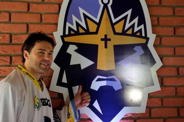 Jágr se bude muset v nadcházející sezoně rozpůlit.