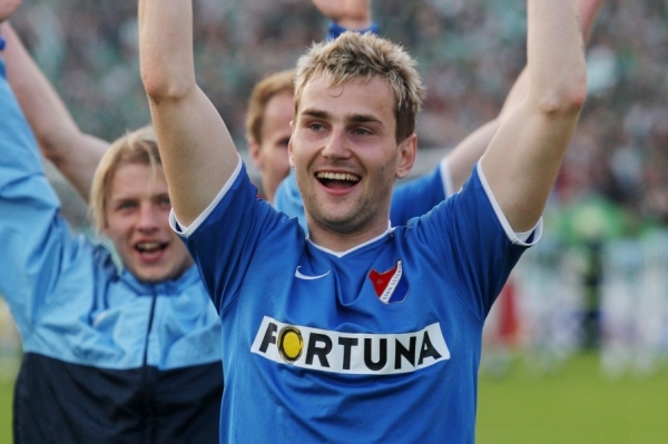 Radim Řezník přestupuje z Ostravy do Plzně. Radim Řezník přestupuje z Ostravy do Plzně.