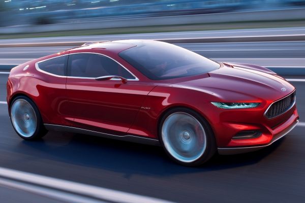 Nový designový jazyk značky Ford představil koncept Evos. Nový designový jazyk značky Ford představil koncept Evos.