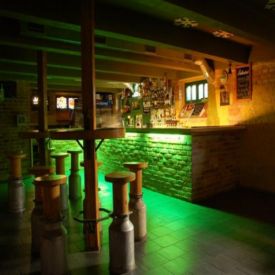 Zetor bar v Brandýse nad Labem. 
