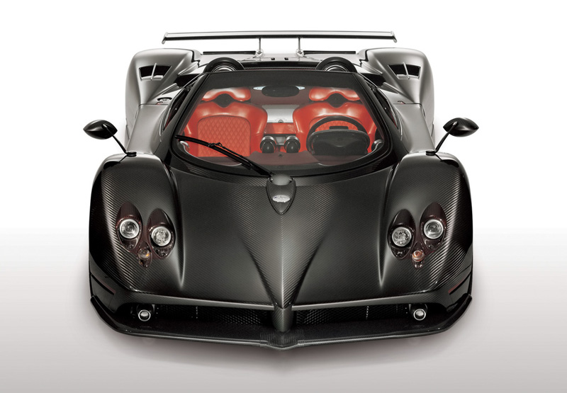 Na desátém místě skončilo luxusní autíčko Pagani Zonda F s rychlostí 346 kilometrů za hodinu a zrychlením z nuly na stovku za 3,5 sekundy. Stojí 667 321 dolarů (11,3 milionu korun). (Foto: archiv) Na desátém místě skončilo luxusní autíčko Pagani Zonda F s rychlostí 346 kilometrů za hodinu a zrychlením z nuly na stovku za 3,5 sekundy. Stojí 667 321 dolarů (11,3 milionu korun). (Foto: archiv)