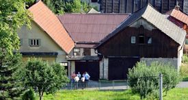 V tomto domě došlo k tragédii.