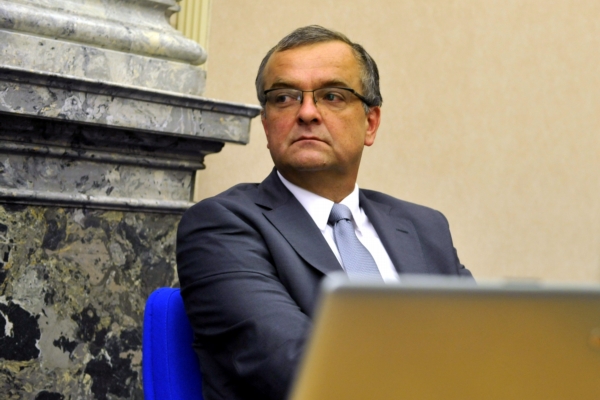 Ministr financí Miroslav Kalousek. Ministr financí Miroslav Kalousek.