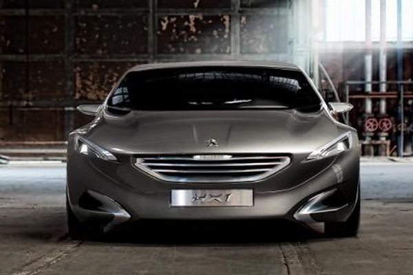 Koncepční vůz Peugeot HK1. Koncepční vůz Peugeot HK1.