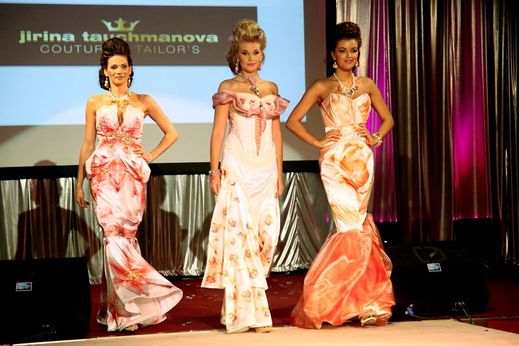 (Zleva) Andrea Verešová, Hana Věrná a Jitka Válková.