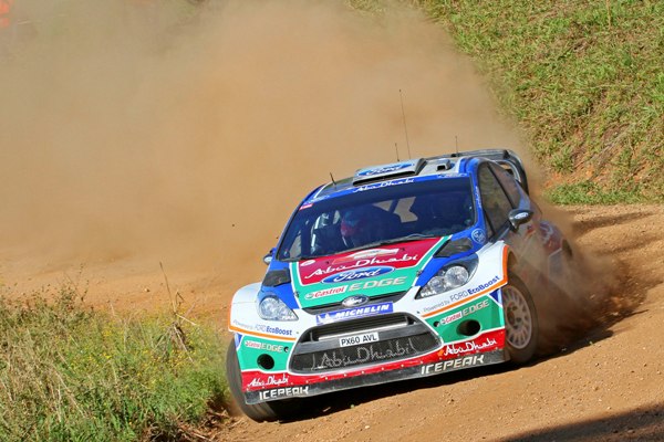 Fin Mikko Hirvonen ve svém voze.