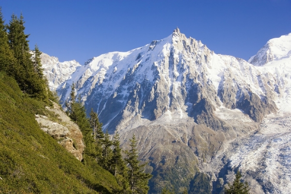 Na Mont Blanku zahynul český horolezec. Na Mont Blanku zahynul český horolezec.