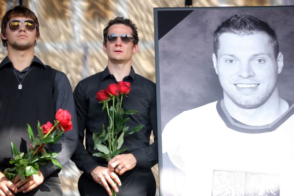 Rozloučení s triem hokejistů se zúčastnil i Patrik Eliáš. 
