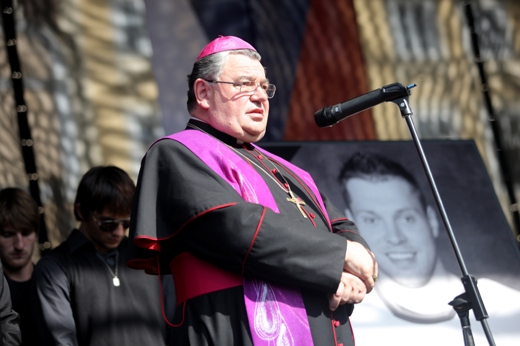 Pražský arcibiskup Dominik Duka. Pražský arcibiskup Dominik Duka.