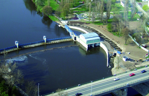 Malá vodní elektrárna a rybí přechod Beroun.
