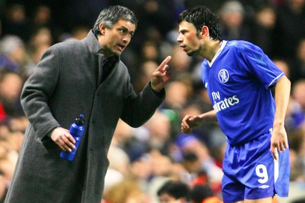 V roce 2004 si José Mourinho přivedl Kežmana do Chelsea. V roce 2004 si José Mourinho přivedl Kežmana do Chelsea.