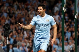 Nová střelecká zbraň Manchesteru City, útočník Agüero.