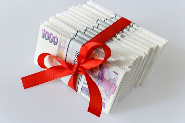 Ministerstva vyplatila na letních odměnách přes 100 milionů (ilustrační foto). Ministerstva vyplatila na letních odměnách přes 100 milionů (ilustrační foto).
