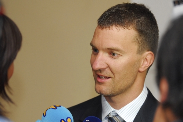 Tomáš Pitr nechce zpět do Česka za žádnou cenu.