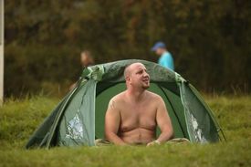 Kempování nabízí nejlevnější alternativu ubytování v přírodě. 