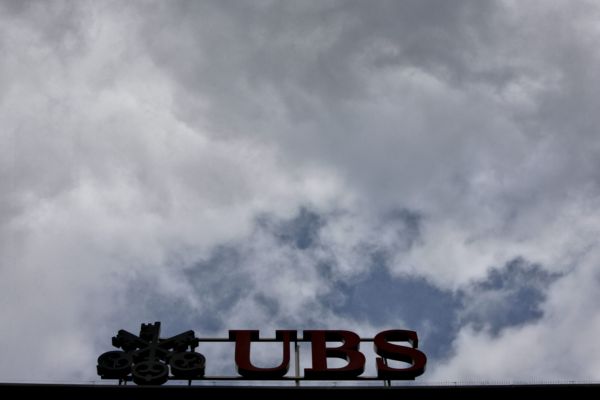 Švýcarský bankovní kolos UBS zvažuje, co s divizí investičního bankovnictví.