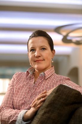 Karolína Peake.