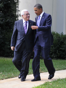 Abbás říká, že termín žádosti určil vlastně Obama, když před rokem prohlásil, že by rád viděl palestinský stát v OSN v roce 2011.