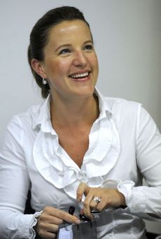 Místopředsedkyně VV a šéfka legislativní rady vlády Karolína Peake.