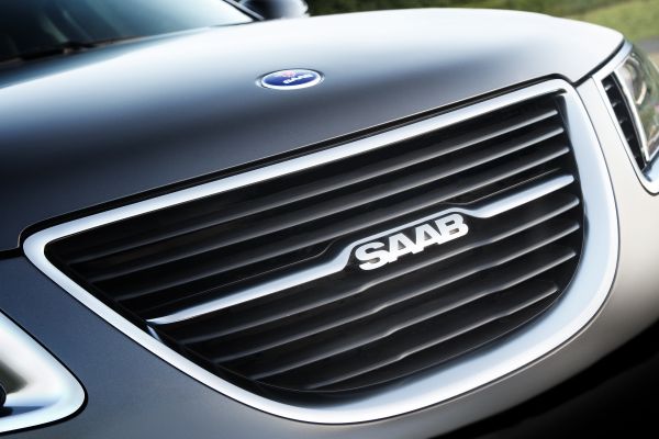 Švédská automobilka Saab má ještě naději. Soud ji chrání před věřiteli.