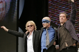 Skupina R.E.M. (zleva): Mike Mills, Michael Stipe a Peter Buck.