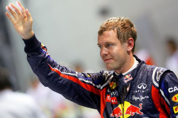 Sebastian Vettel zvítězil ve VC Singapuru.