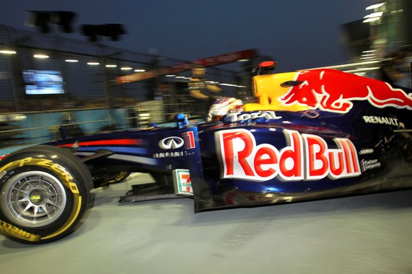 Red Bull na účasti ve formuli 1 vydělává.