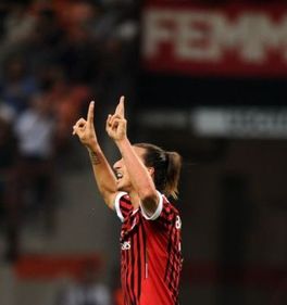 Ibrahimovic otevřel proti Plzni skóre.