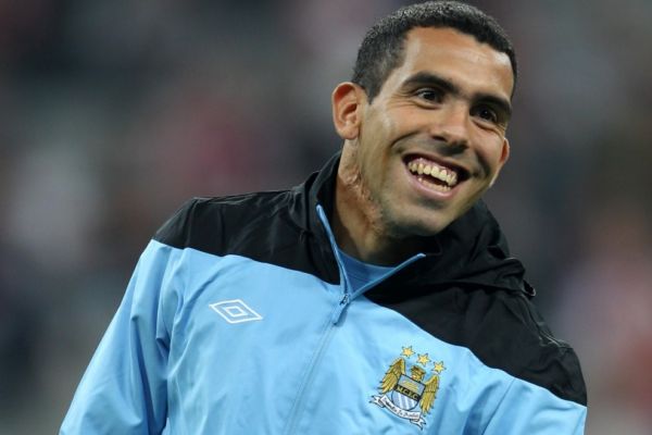 Carlos Tévez je z Manchesteru City na odchodu.