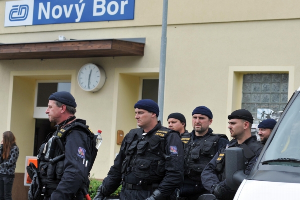 Těžkooděnci z Nového Boru zmizeli.