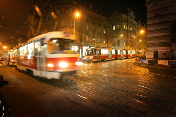 Opilý cestující napadl řidiče pražské tramvaje (ilustrační foto). Opilý cestující napadl řidiče pražské tramvaje (ilustrační foto).