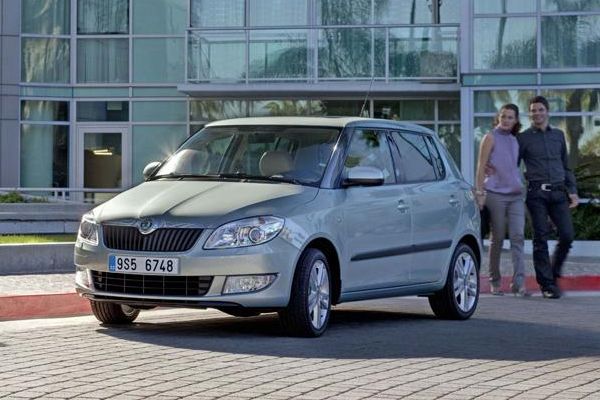 Nejžádanějším vozem na trhu ojetin je Škoda Fabia.