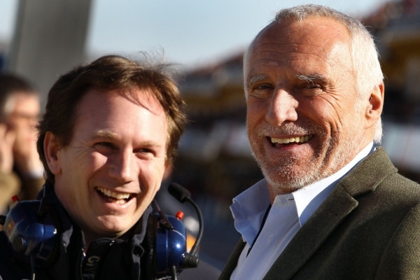 Majitel Red Bullu Dietrich Mateschitz (vpravo) s týmovým šéfem Christianem Hornerem.