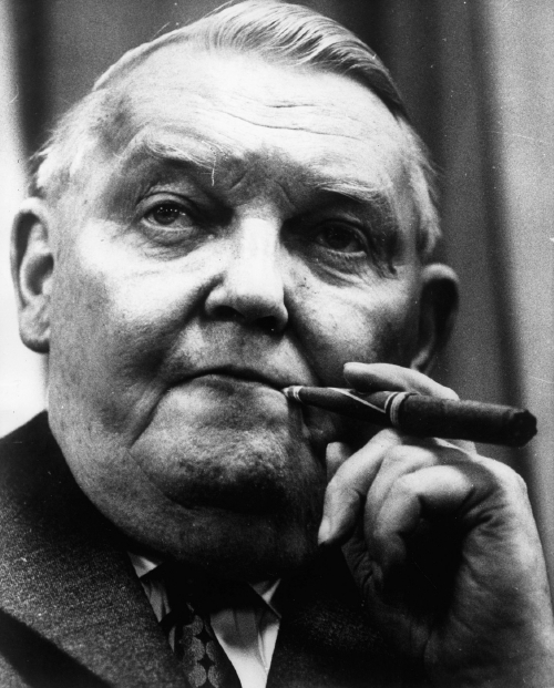 Někdejší západoněmecký kancléř Ludwig Erhard. Někdejší západoněmecký kancléř Ludwig Erhard.