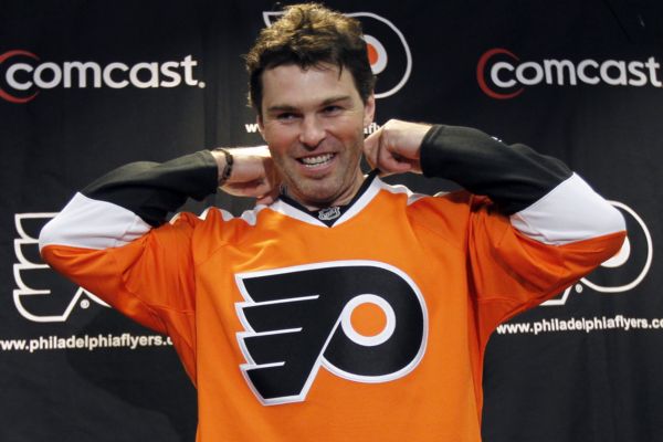 Jaromír Jágr mezi hráče s nejvyššími příjmy v NHL už nepatří.