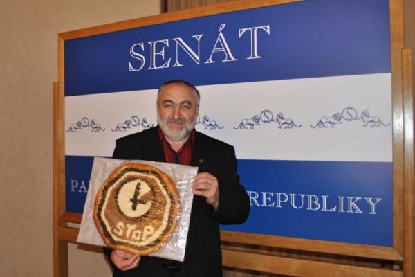 Senátor Petr Šilar.
