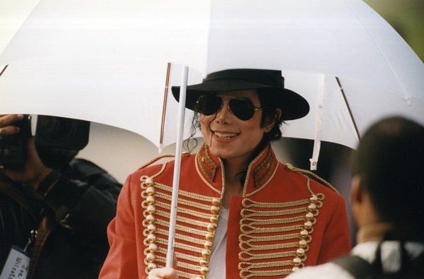 Michael Jackson během své pražské návštěvy. Michael Jackson během své pražské návštěvy.