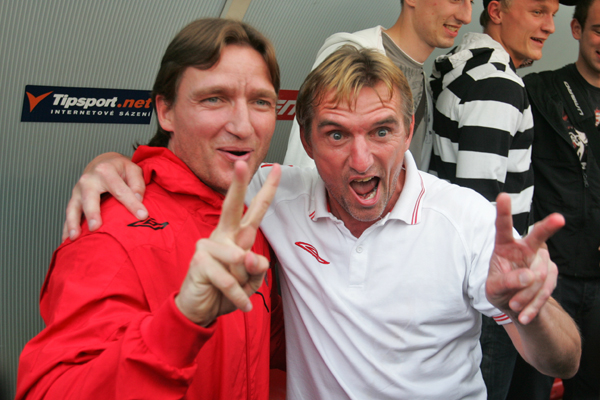 Pavel Řehák (vpravo) s Vladimírem Šmicrem.