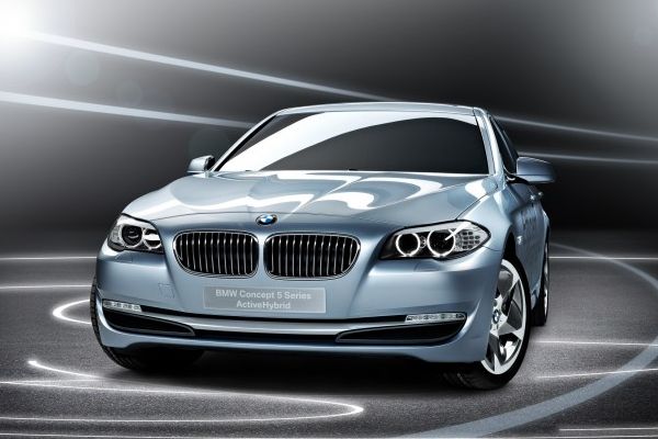 BMW ActiveHybrid 5 samozřejmě vychází designem z "pětkové" řady.