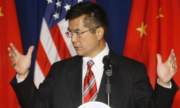Gary Locke, velvyslanec USA v Číně.